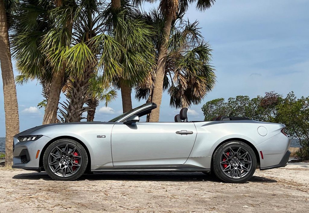 The Mustang's cloth roof powers down in just 15 seconds. Photo by Howard Walker