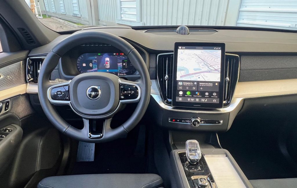 The dashboard is fitted with an 11.2-inch touchscreen.